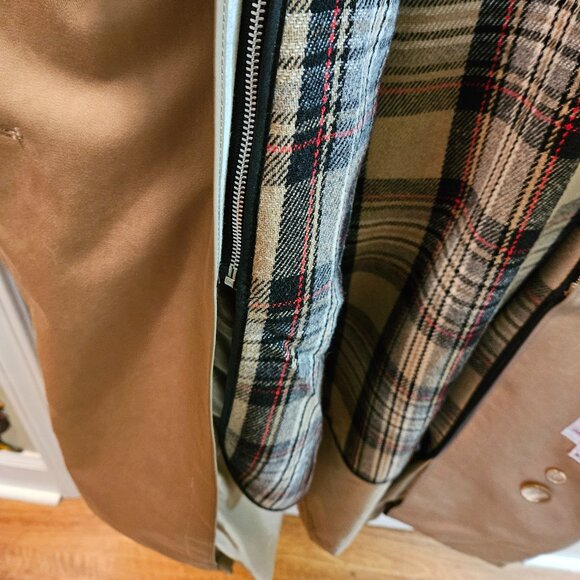 Women's London Fog Raincoat - Trench Style - Size 18 Regular - Picture 7 of 13